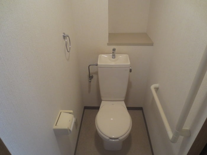 コンセ－ル中道の物件内観写真