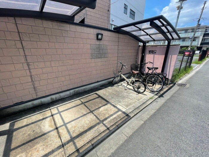 ジャム・アンクルの物件外観写真