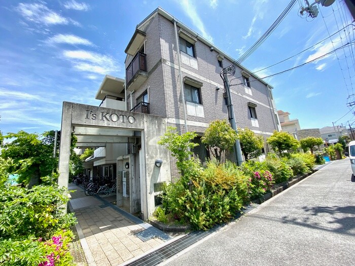 アイズ甲東の物件外観写真