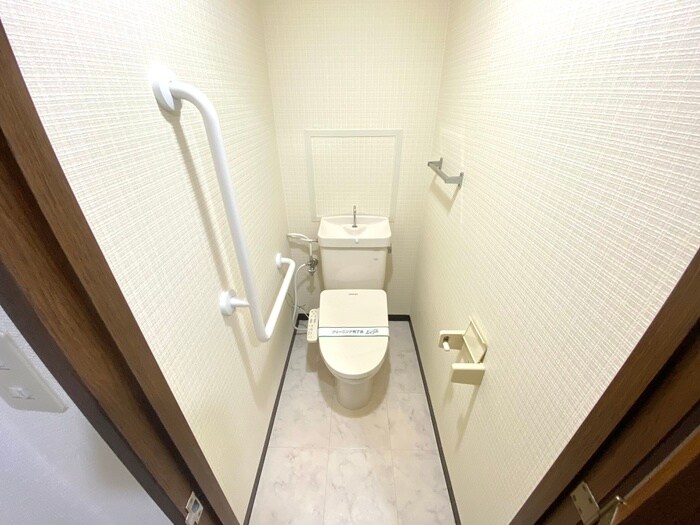 アイズ甲東の物件内観写真