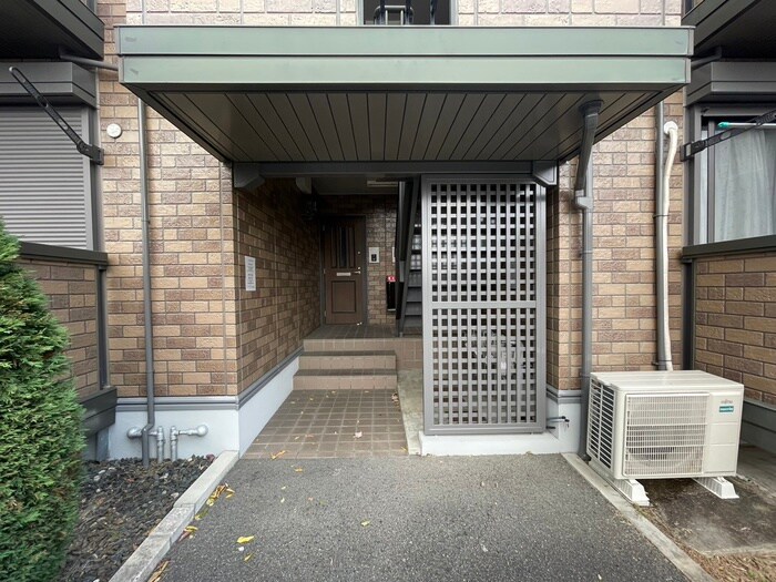 マ・ド・ラ・フゥイユ１号館の物件外観写真