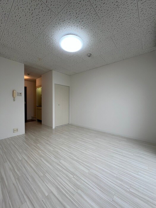 サンヒルズ和泉の物件内観写真