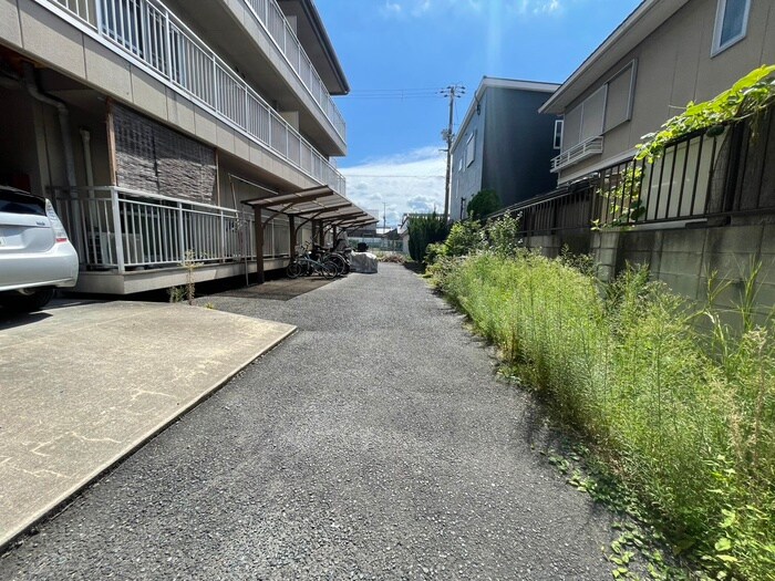 サンヒルズ和泉の物件外観写真