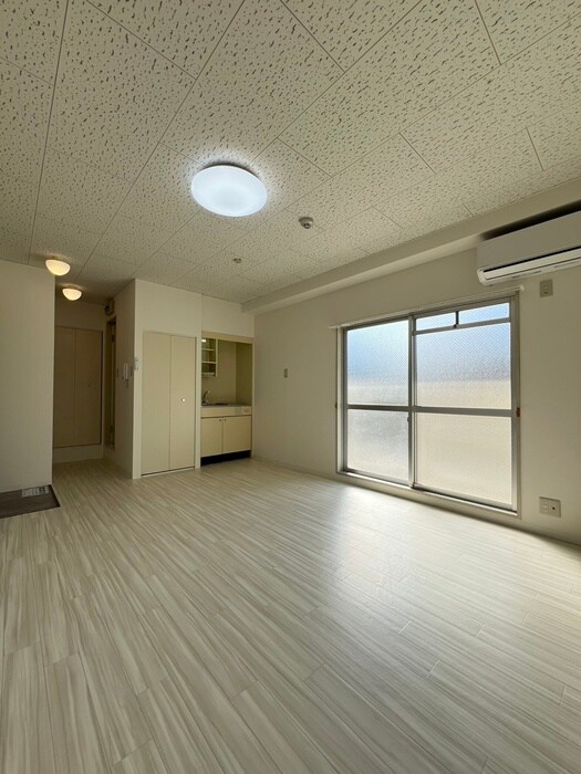 サンヒルズ和泉の物件内観写真