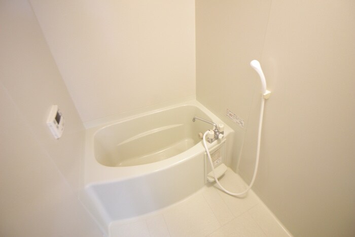 カ－サアゼリアＢ棟の物件内観写真