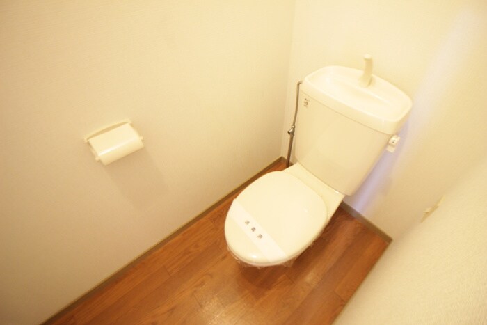 カ－サアゼリアＢ棟の物件内観写真