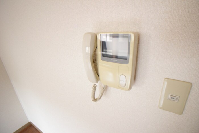 カ－サアゼリアＢ棟の物件内観写真