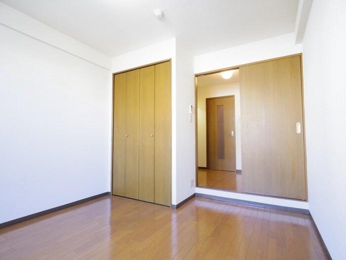 アルカディアシティの物件内観写真