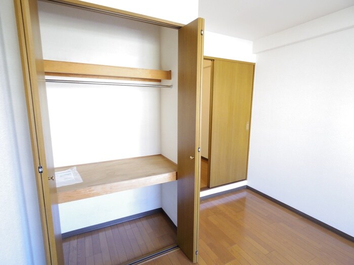 アルカディアシティの物件内観写真