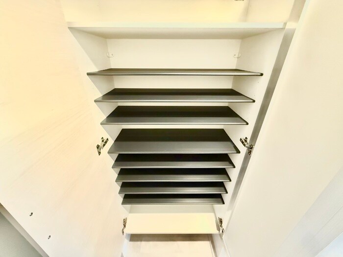 Alivis北梅田の物件内観写真