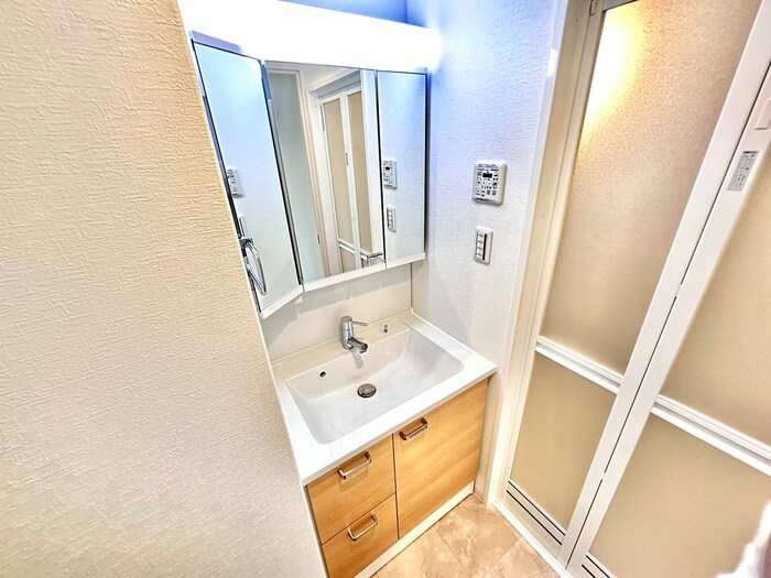 Alivis北梅田の物件内観写真