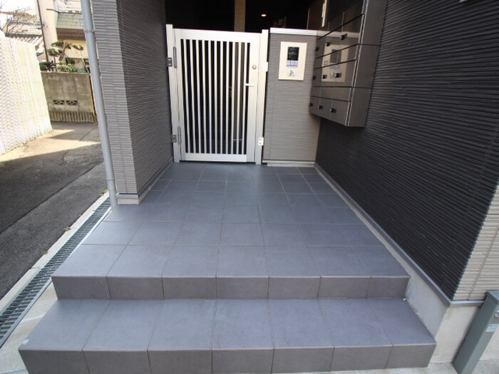 フォレストコートの物件外観写真