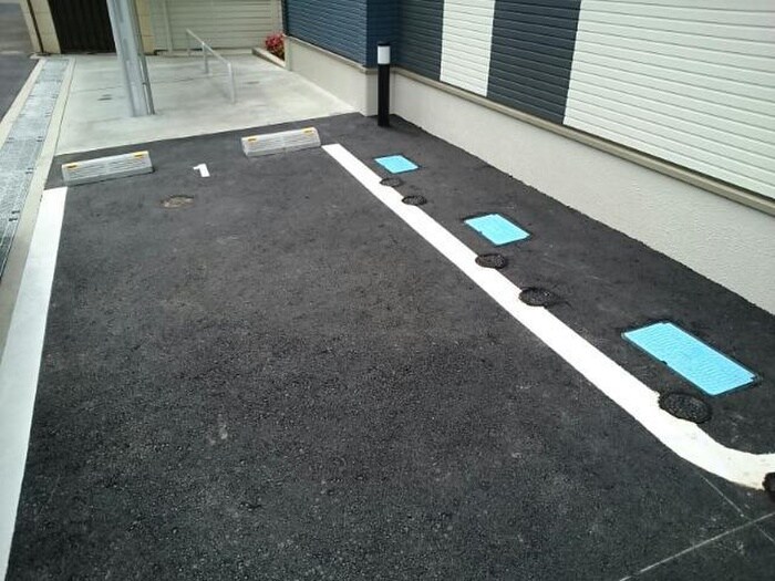 グランツ井上の物件外観写真