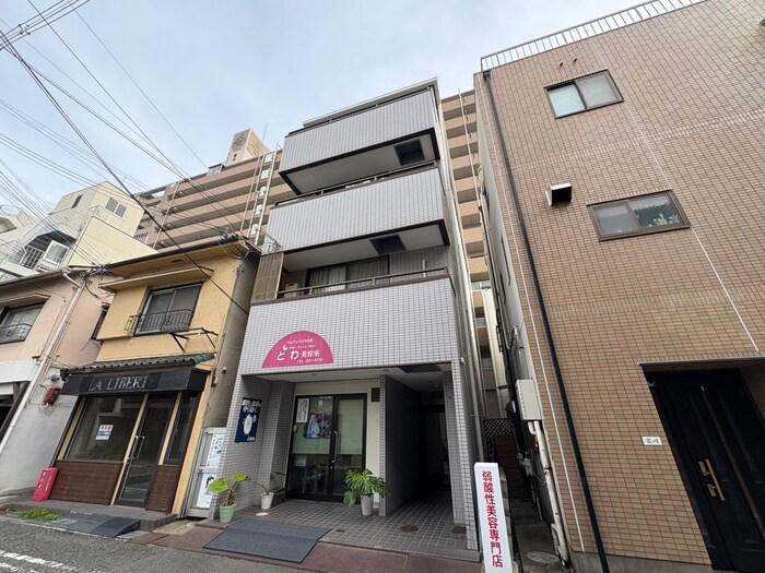 シティースペースの物件外観写真