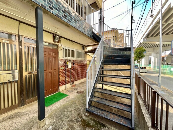 ハイツフォ－の物件外観写真