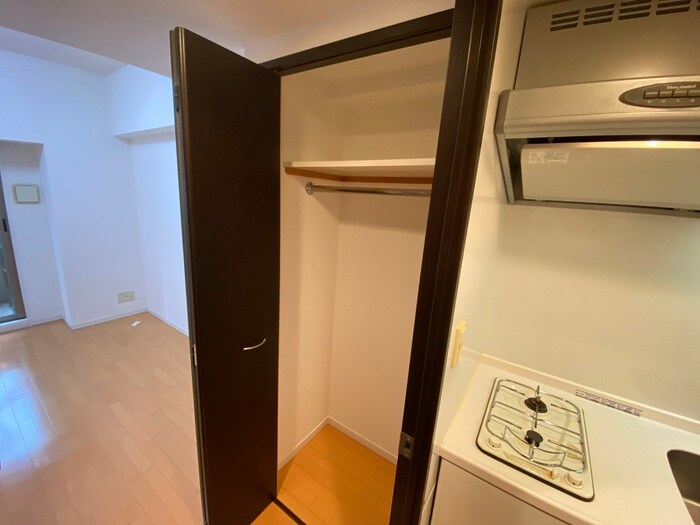 ｱｽｳﾞｪﾙ神戸ﾊｰﾊﾞｰｻｲﾄﾞ（1003）の物件内観写真