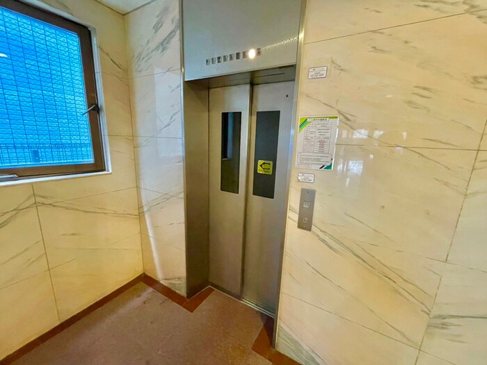 モナリサの物件外観写真