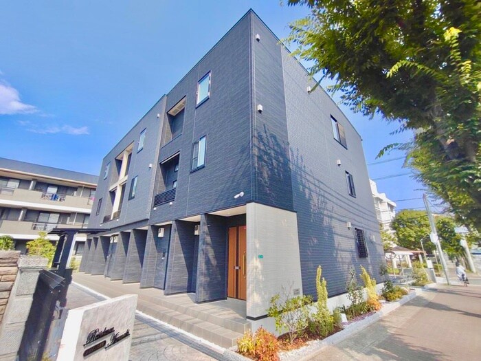 レジデンス荒牧の物件外観写真