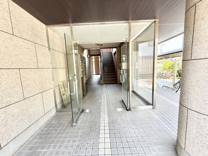 カ－サ･フィレンツェの物件外観写真