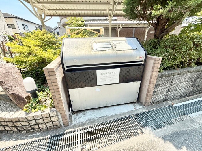 カ－サ･フィレンツェの物件外観写真