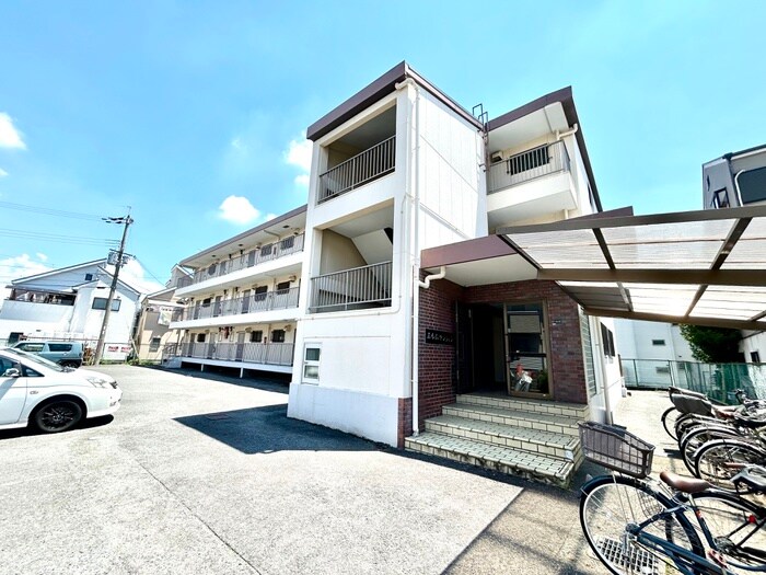 エルムマンションの物件外観写真