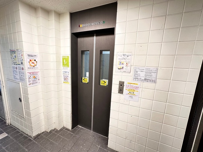 サンフロ－ラ丸太町の物件外観写真