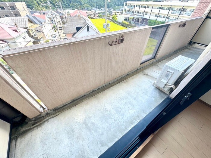 ラルジュウエストの物件内観写真