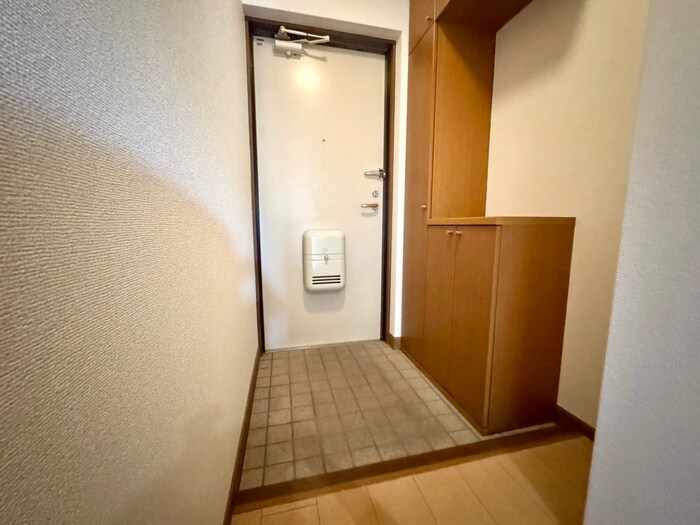 ラルジュウエストの物件内観写真