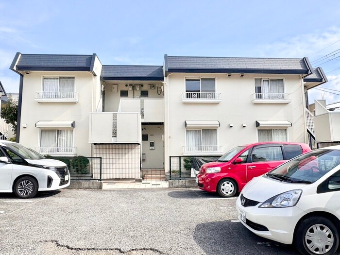 レジデンス松山の物件外観写真