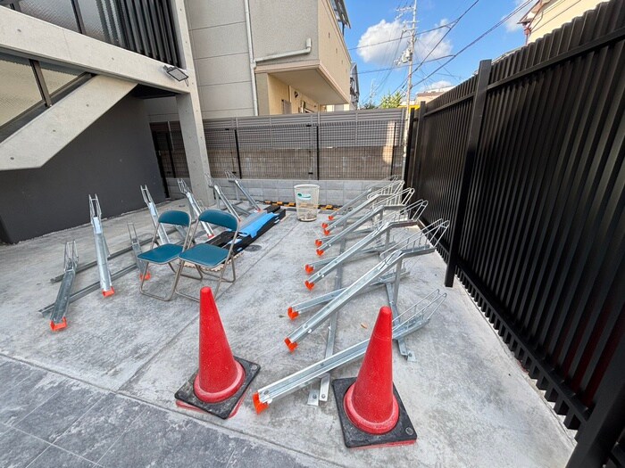 VINA山科WESTの物件外観写真