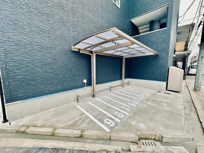 アリビオウエストの物件外観写真