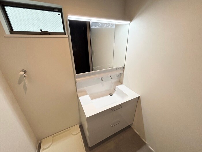 ファミリエ津之江E棟の物件内観写真