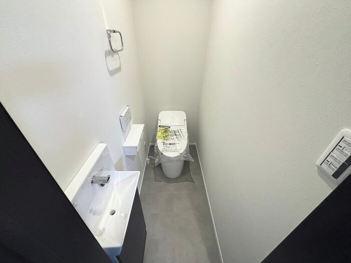 ファミリエ津之江E棟の物件内観写真