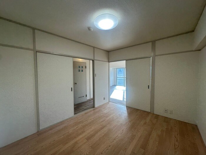 新豊里ハイツの物件内観写真