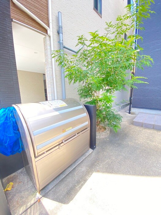 ﾌｫﾚｽﾄｺｰﾄ東今里の物件外観写真