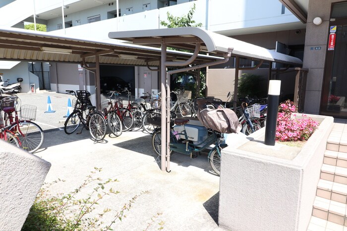 マンションピアの物件外観写真