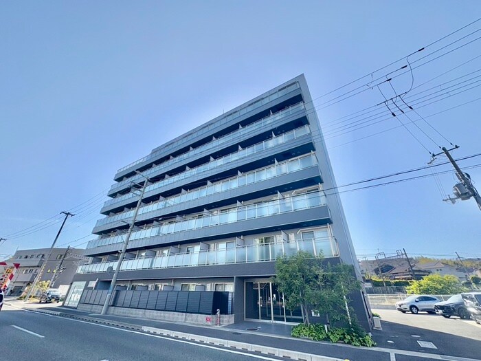 グランデトワールⅢの物件外観写真