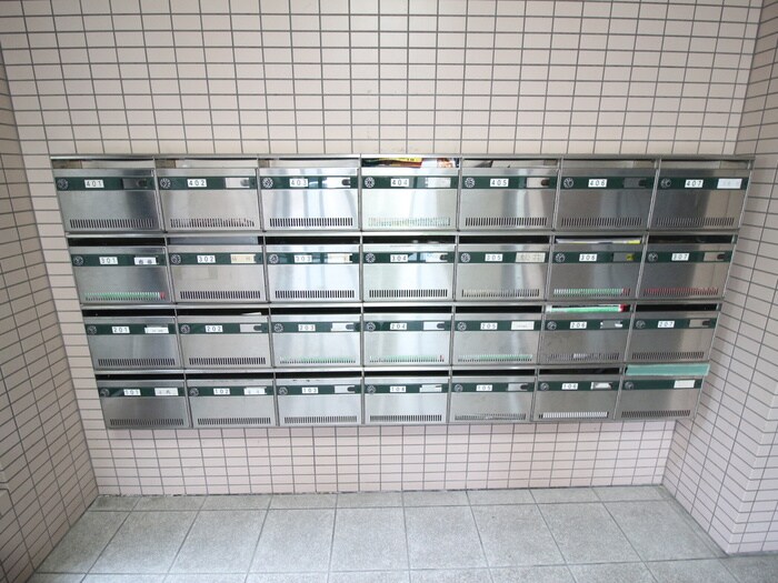 エルスタンザ岩倉南の物件外観写真