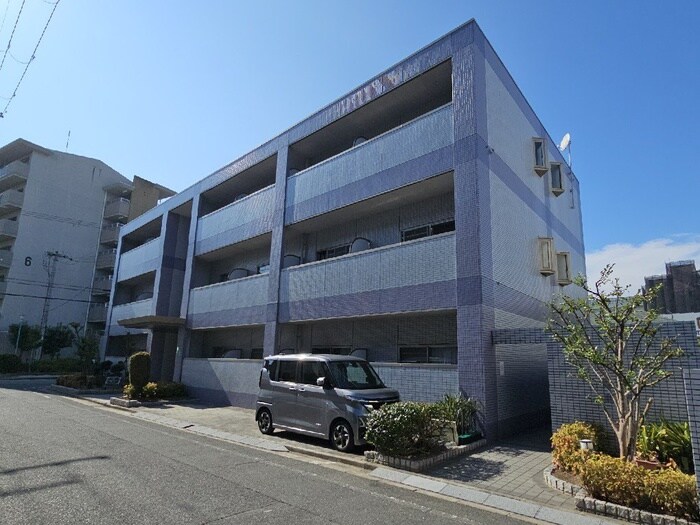 エル・ヴェ－ルの物件外観写真