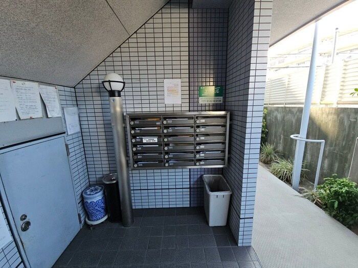 エル・ヴェ－ルの物件外観写真