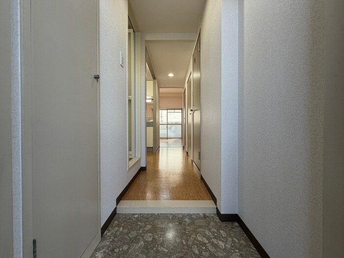 エル・ヴェ－ルの物件内観写真