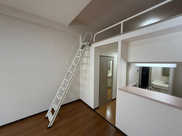 エル・ヴェ－ルの物件内観写真