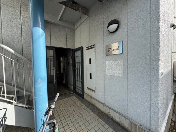 トライアングルの物件外観写真