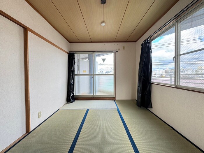 トライアングルの物件内観写真