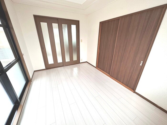 サンプラザ西野Ⅱの物件内観写真