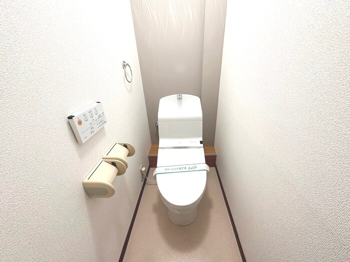 サンプラザ西野Ⅱの物件内観写真