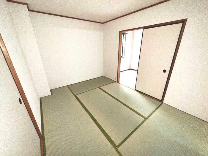 サンプラザ西野Ⅱの物件内観写真