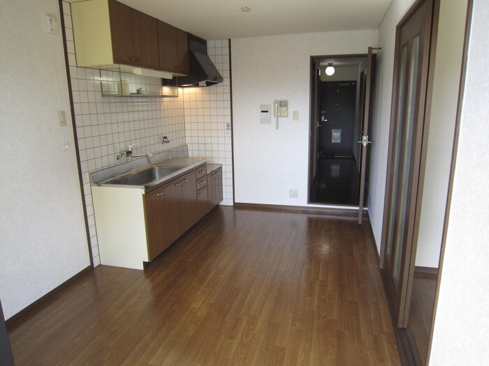 サンプラザ池尻の物件内観写真