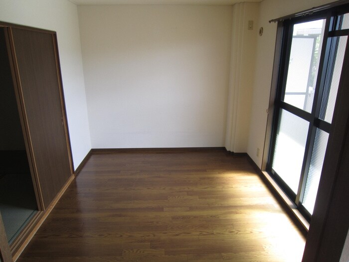 サンプラザ池尻の物件内観写真