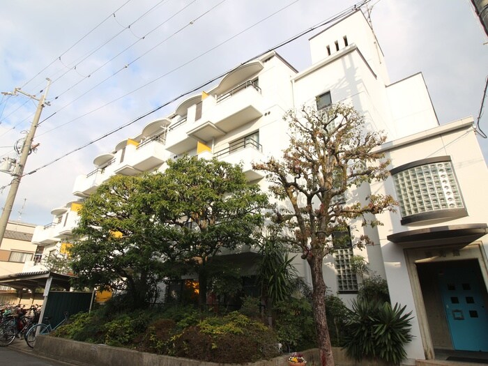 洛北館の物件外観写真